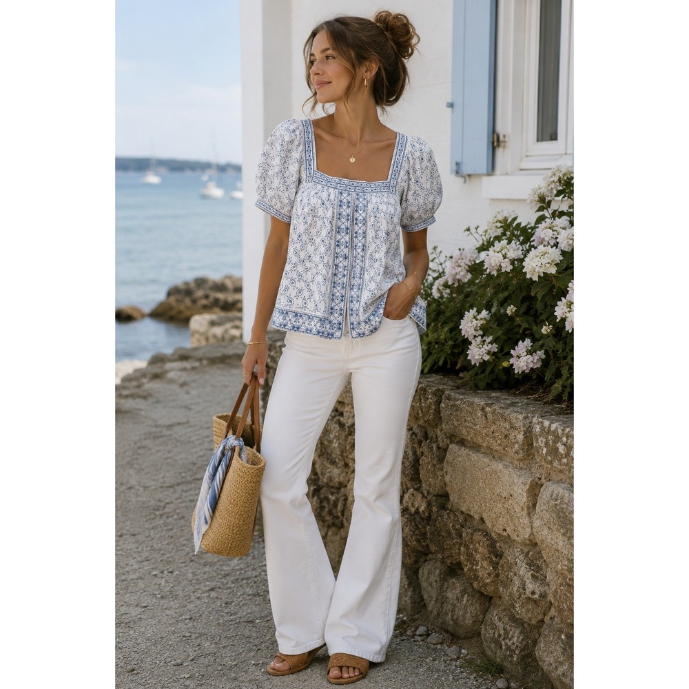 MAX STUDIO Puff Sleeve Top In Cream/ Blue Wreath Small Cottagecore